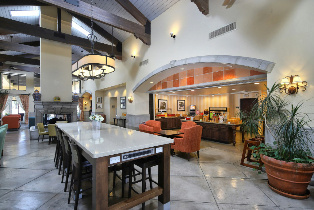 Hampton Inn & Suites Tucson Mall