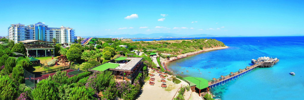 LAUR HOTELS Experience & Elegance