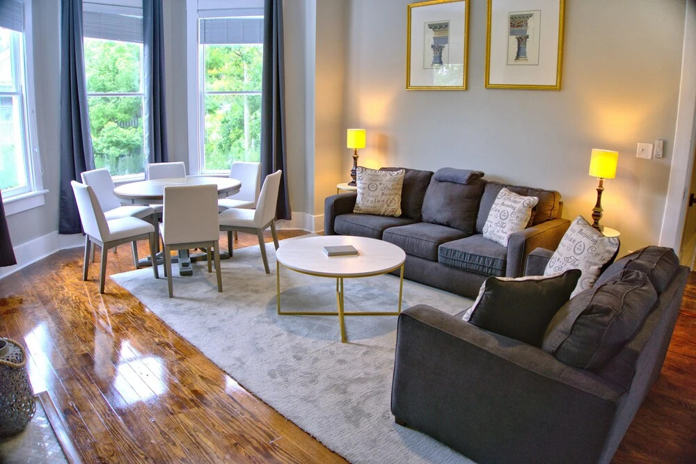 Renovated 2BR Savannah Home