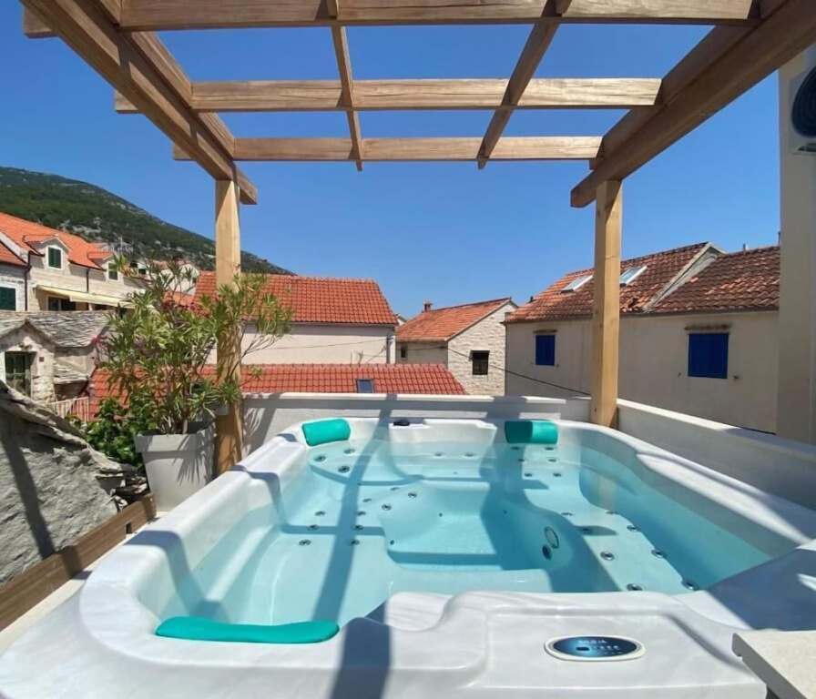 Villa de Blue2-Rooftop Pool & Jacuzzi