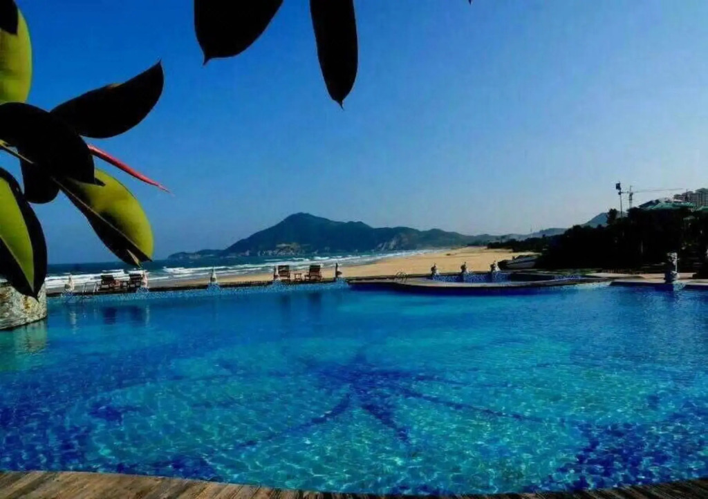 Haidilun Sea View Theme Hotel