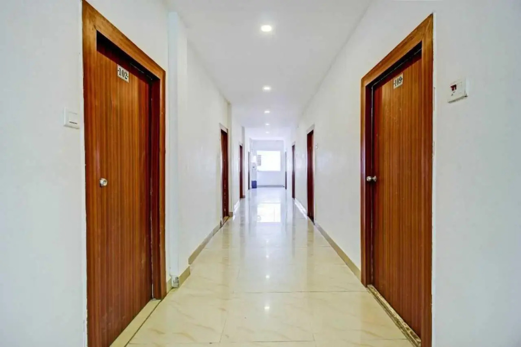 Hotel Meridian Grand
