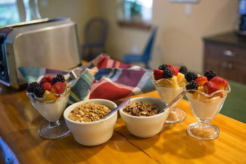 Brava House Bed and Breakfast
