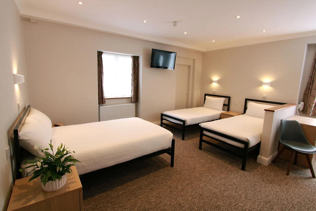 Lords Hotel