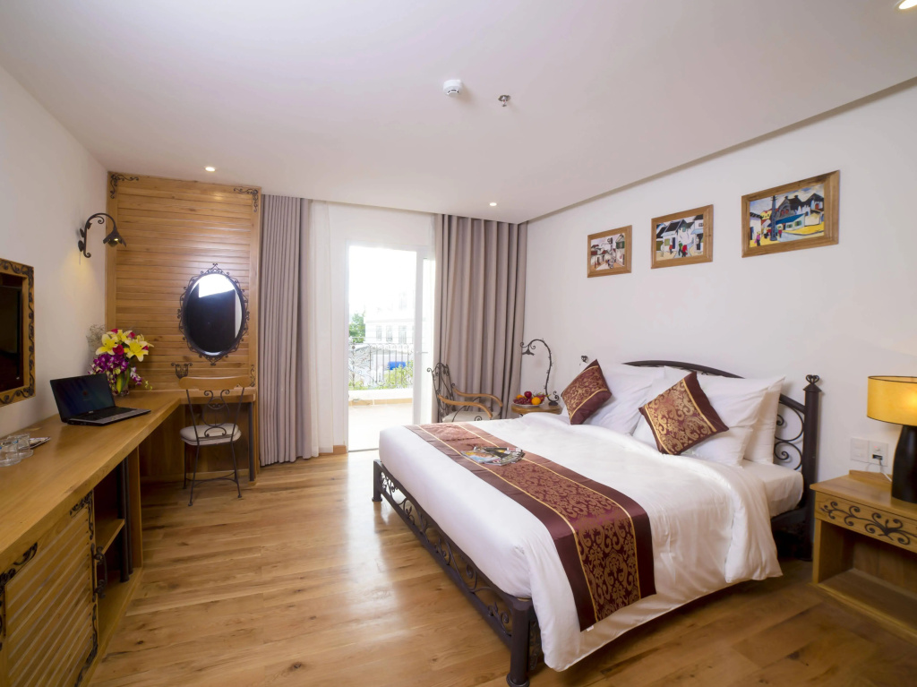 Edele Hotel Nha Trang Beach
