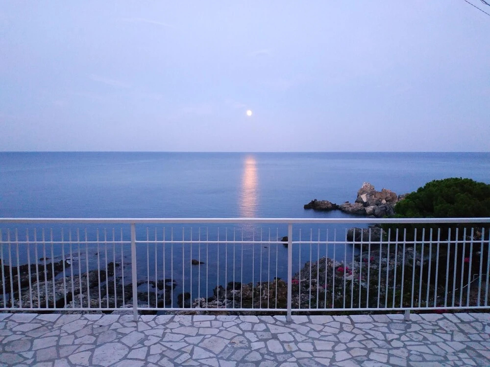 House With 3 Bedrooms in Copanello, With Wonderful sea View, Furnished Terrace and Wifi Near the Beach