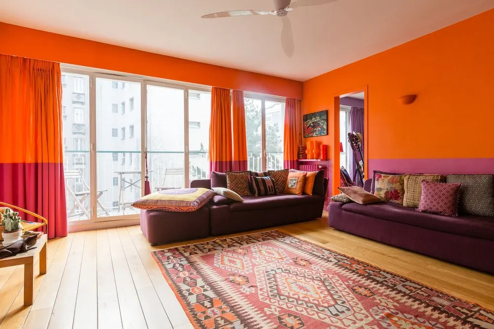Colourful in Ternes