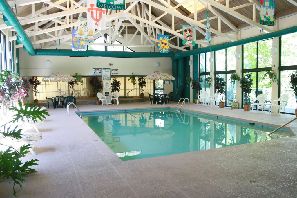 Laurel Point Resort