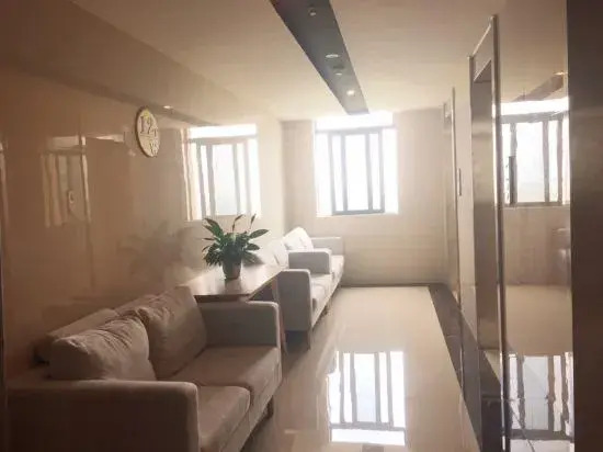 Chongqing Shengde Apartment (University Town Electronics School)