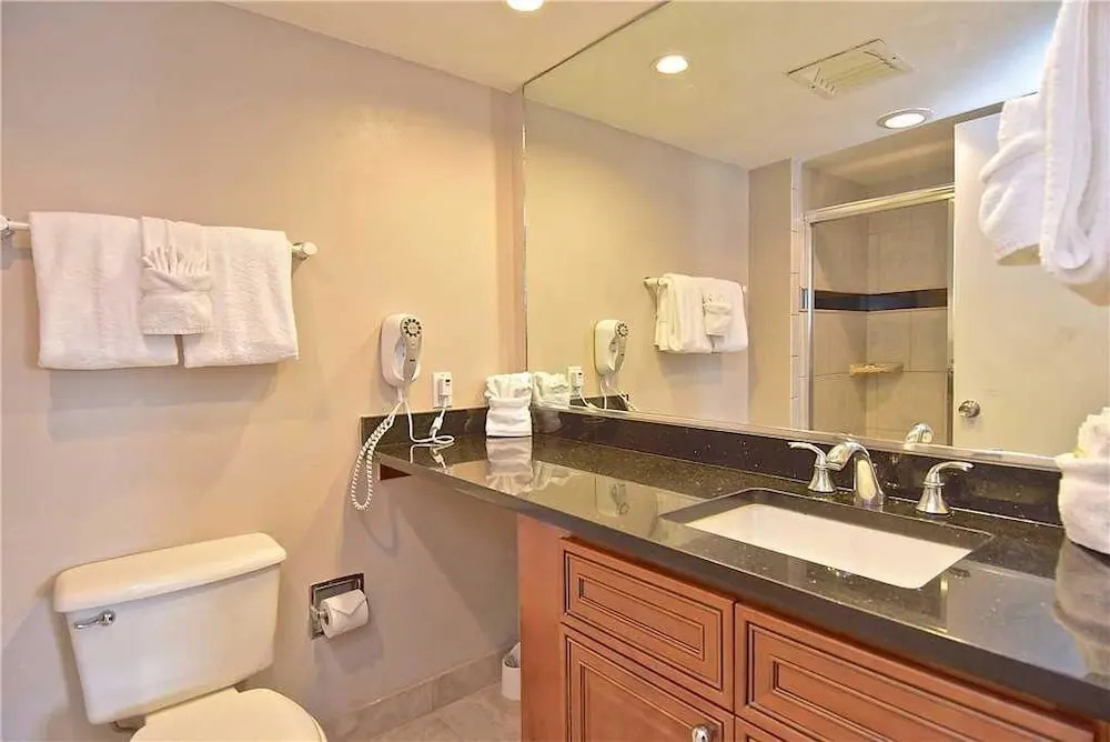 Palm Bay Club G34 - One Bedroom Condo