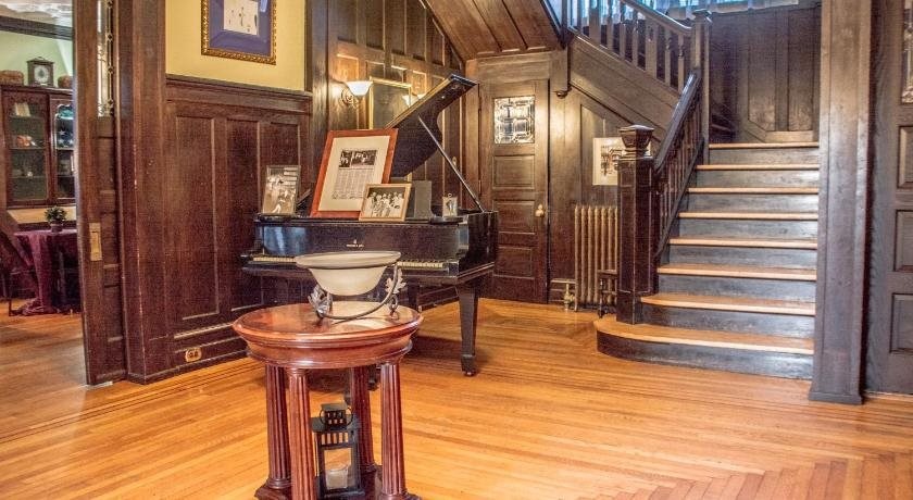 Historic Benner Mansion