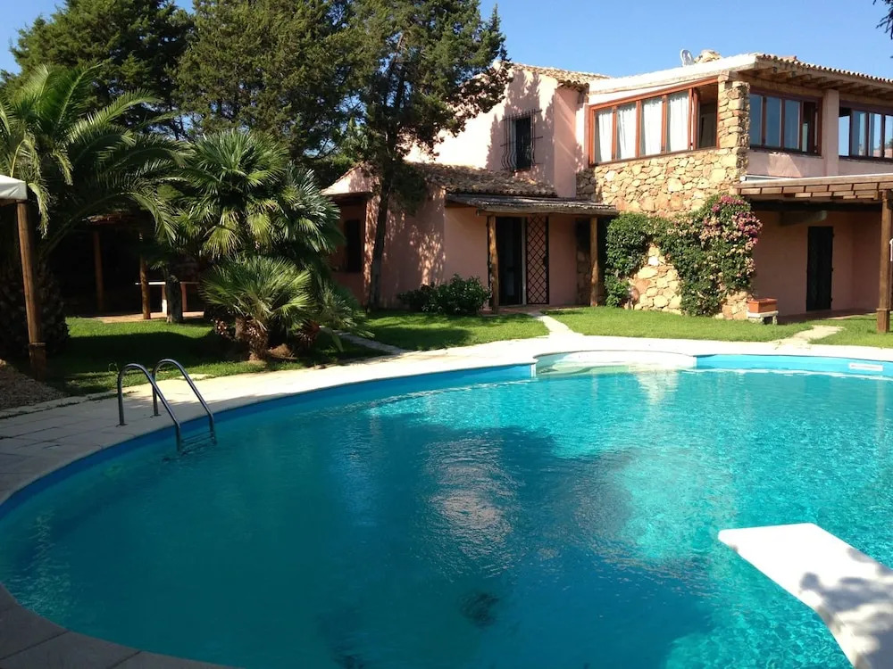 Villa Tizzi