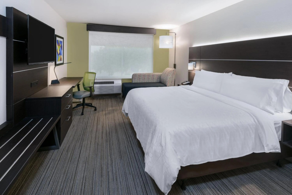 Holiday Inn Express & Suites- Sugar Land SE - Missouri City by IHG