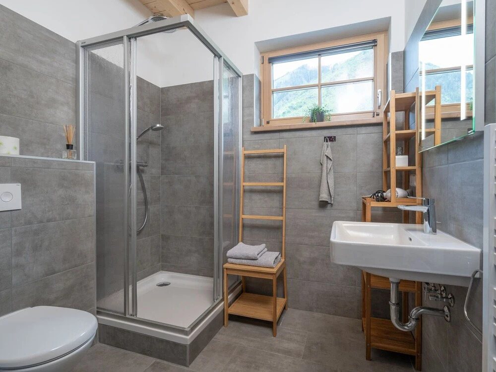 Detached Chalet w Combi Sauna, Near Ski Lift, Haus Liene