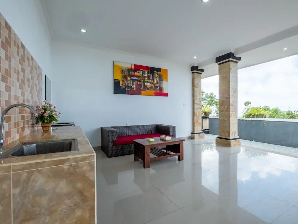 OYO 929 Uluwatu Suites