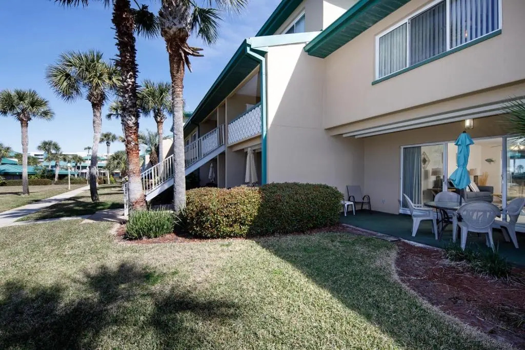 Seaspray Condos 113B
