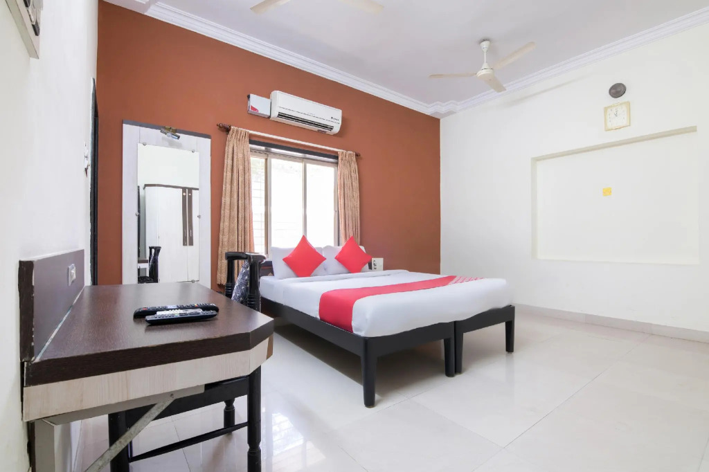 Hotel O Varun Residency