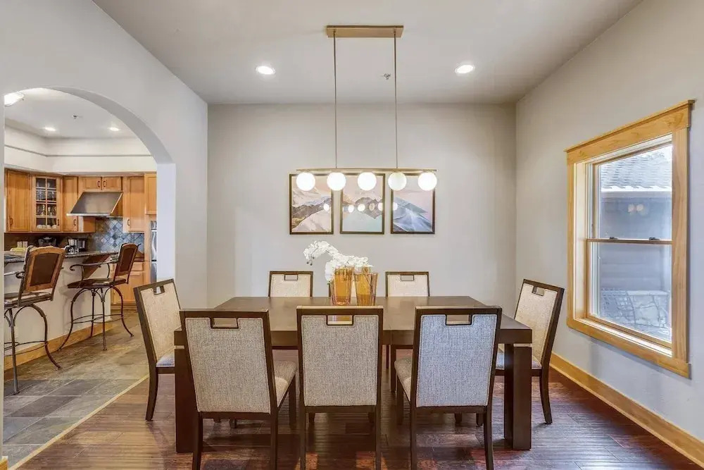 Luxury 5 Bedroom Pet-friendly Home in Breckenridge - 2 Miles to Main Street