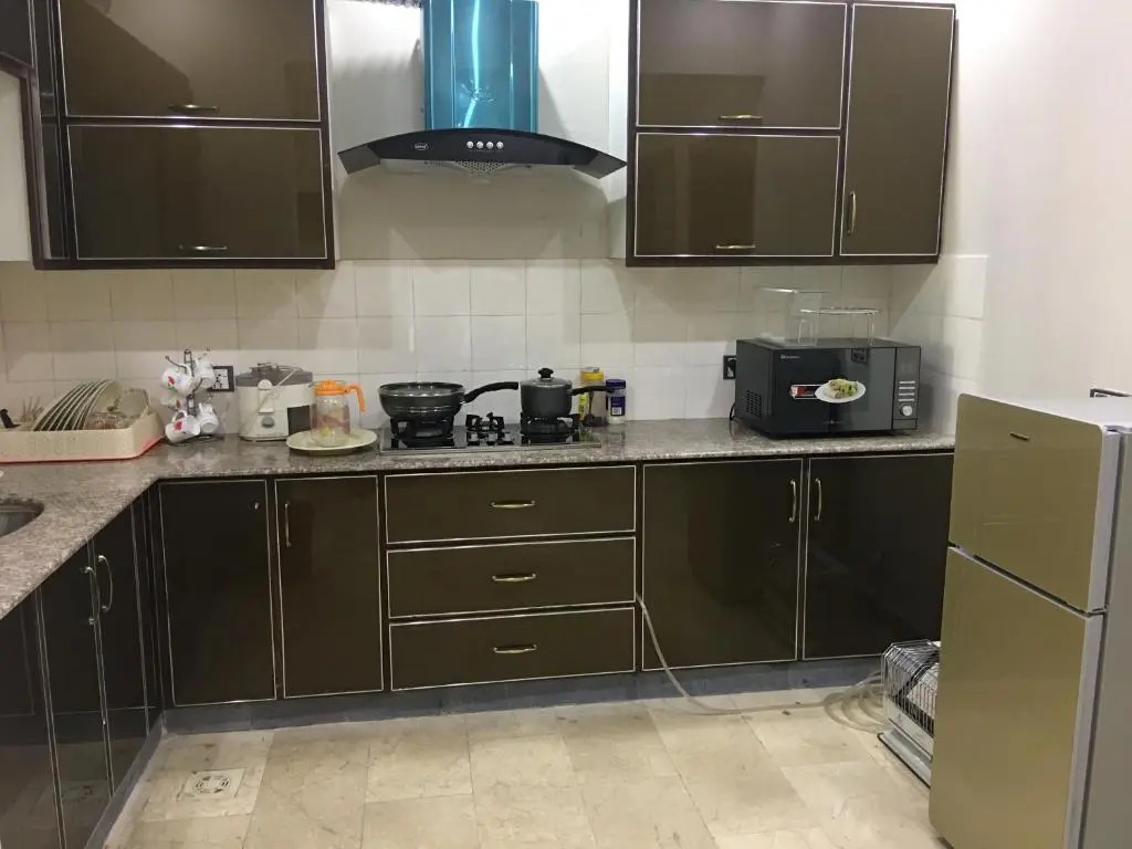 Spacious Apartment in Johar Town
