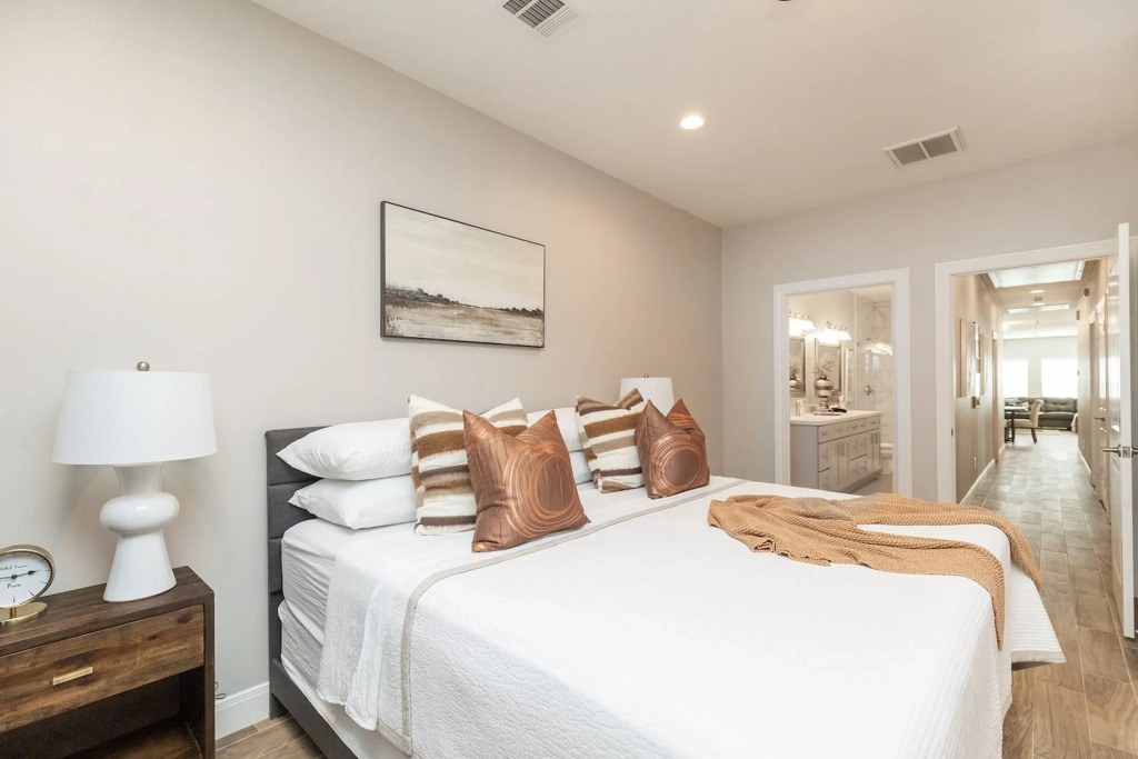 Modern Elegance:Minutes from NRG, Houston