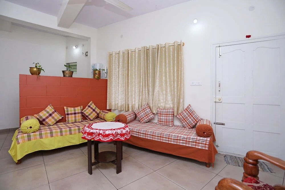 OYO 9376 Home Cozy 2BHK Madikeri Fort