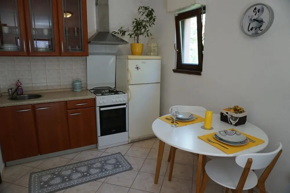 Apartments Biserka