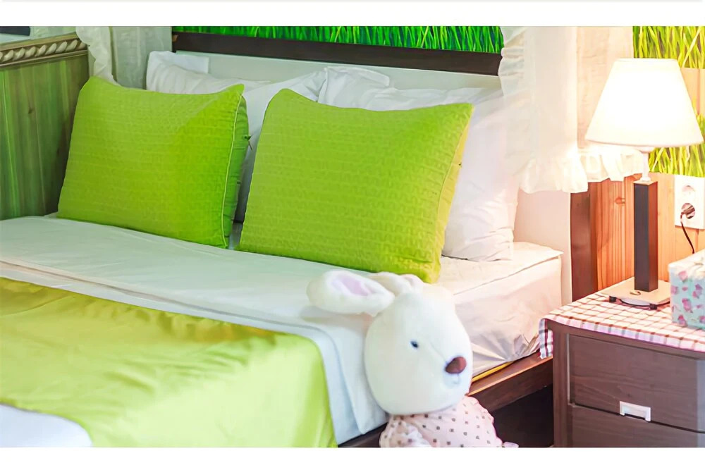 Yangyang Seaglow Rainbow Pension