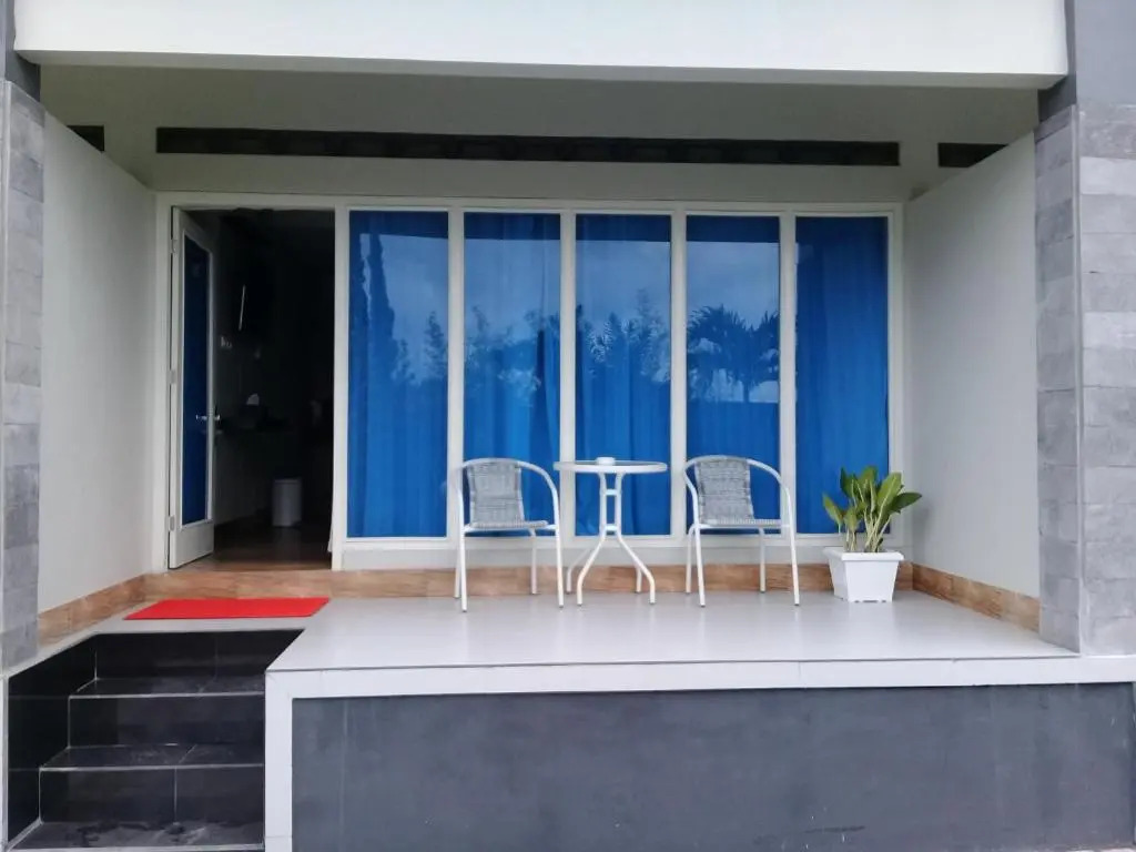 Wisma Lovebird