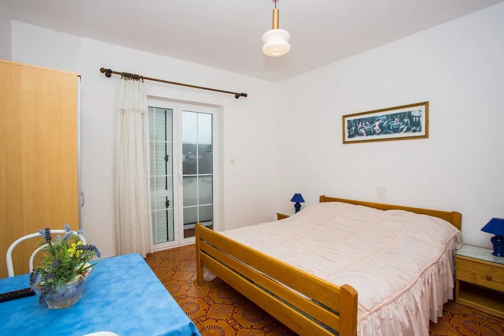 Rooms Marie