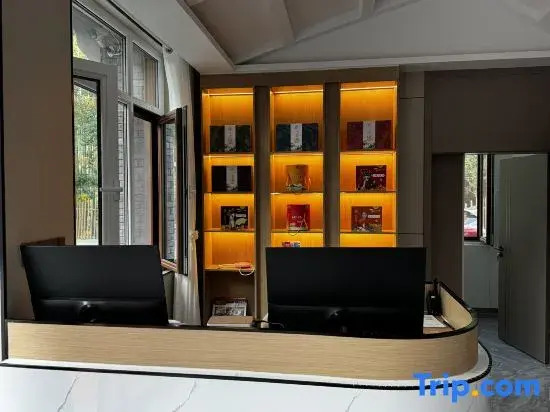 WuChibao City Hotel