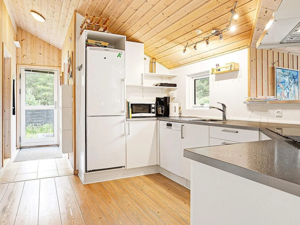 10 person holiday home in Ålbæk-By Traum