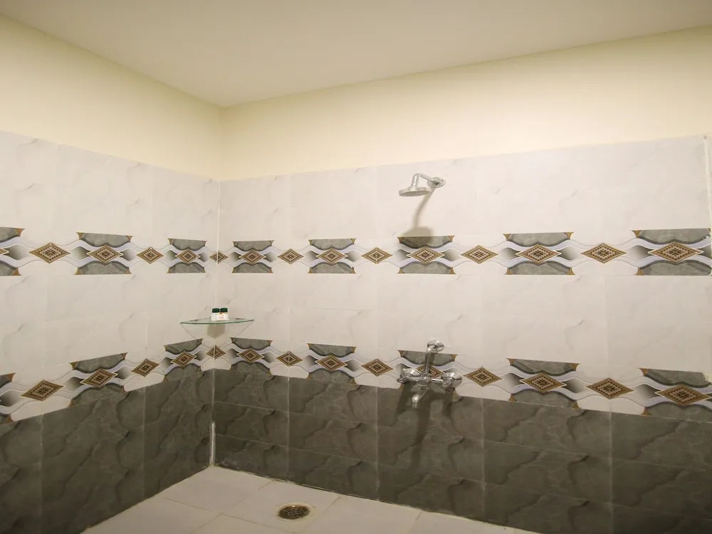 OYO 9130 Hotel Sheetal International