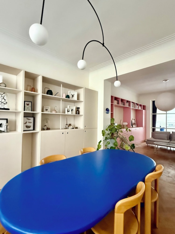 2 bedrooms - baby crib & furnished