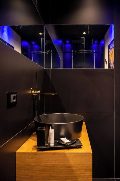 Maximum hub suite&spa
