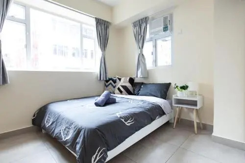 Large 110sqm 3 bedroom 2 min from MTR