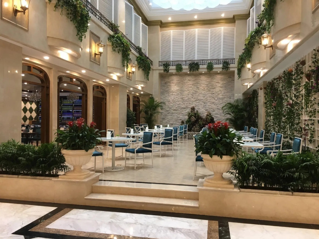 Kerren Hotel