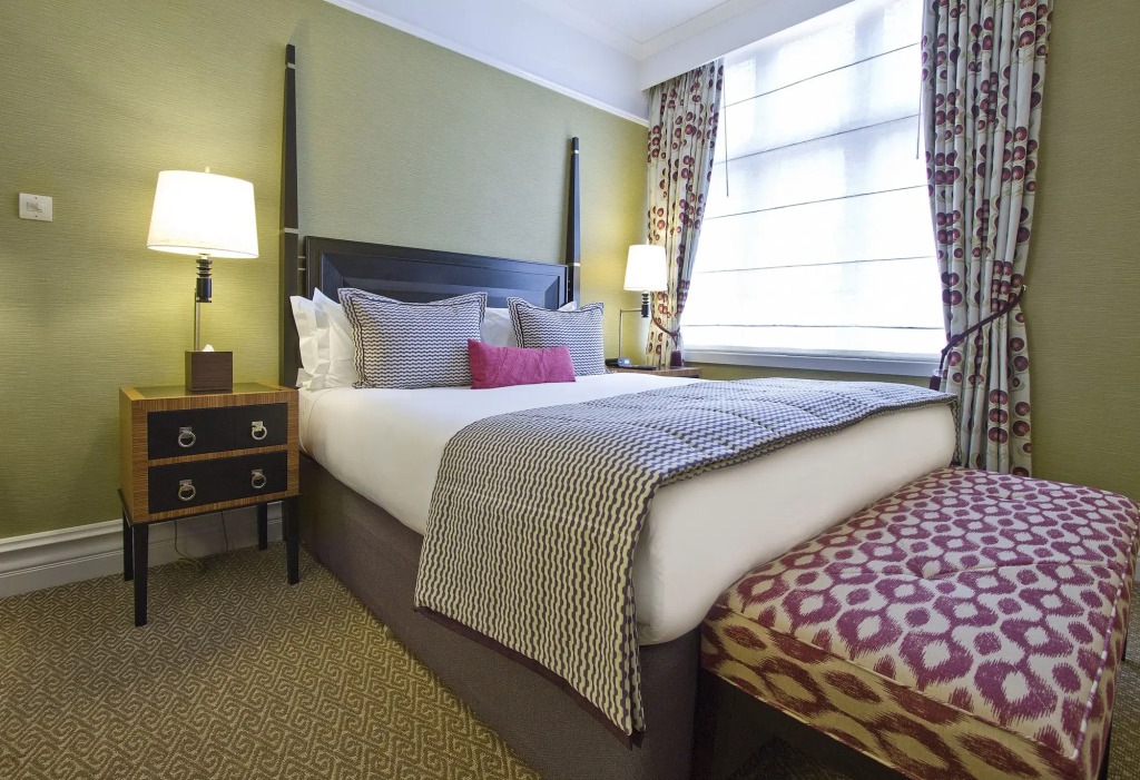 St. Ermins Hotel, Autograph Collection