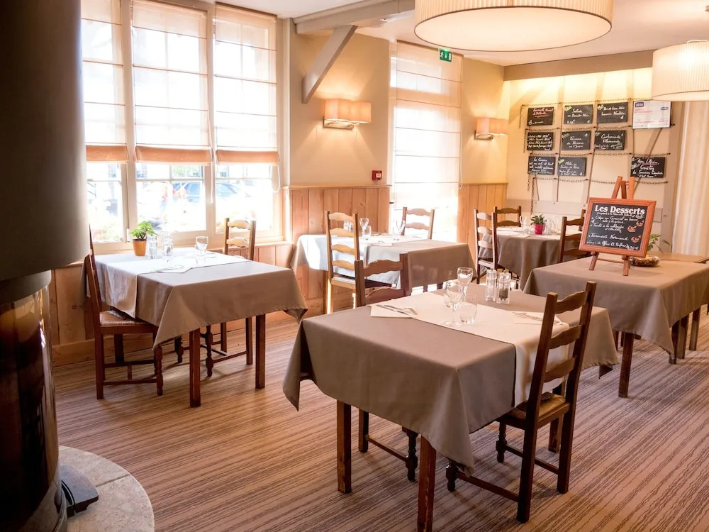 Logis Hôtel Restaurant Auberge du Valburgeois