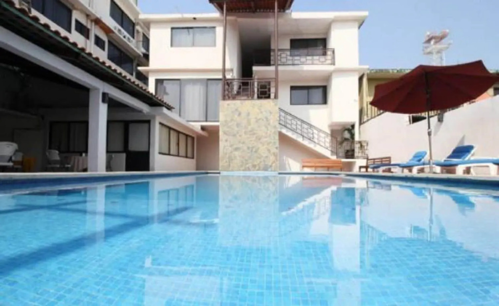 Hotel Sacre