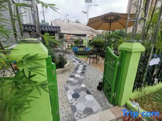 Longjia Quadrangle Inn Homestay