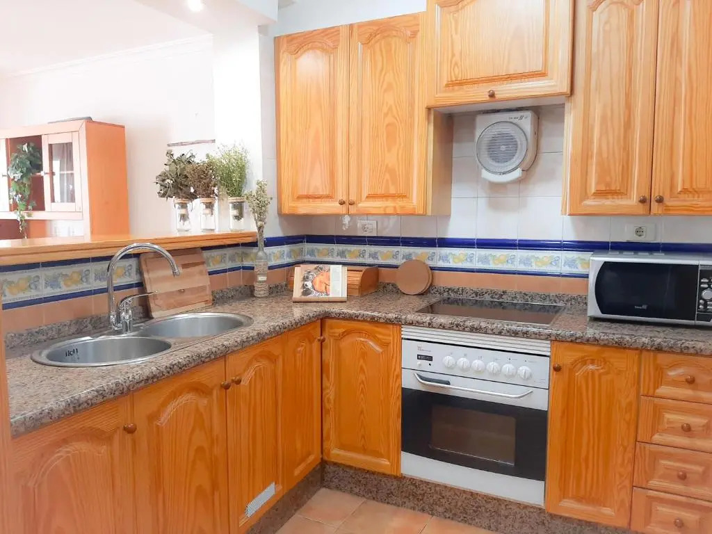 Coast apartment,5 people,wifi,150 metres sea