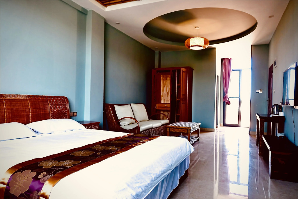 Sanya Jinji Liyuan Guesthouse