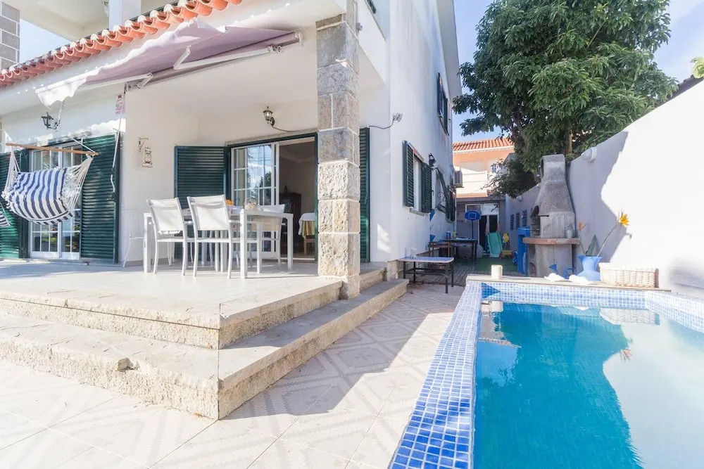 Villa with 2 Bedrooms in Cascais, with Private Pool, Enclosed Garden And Wifi