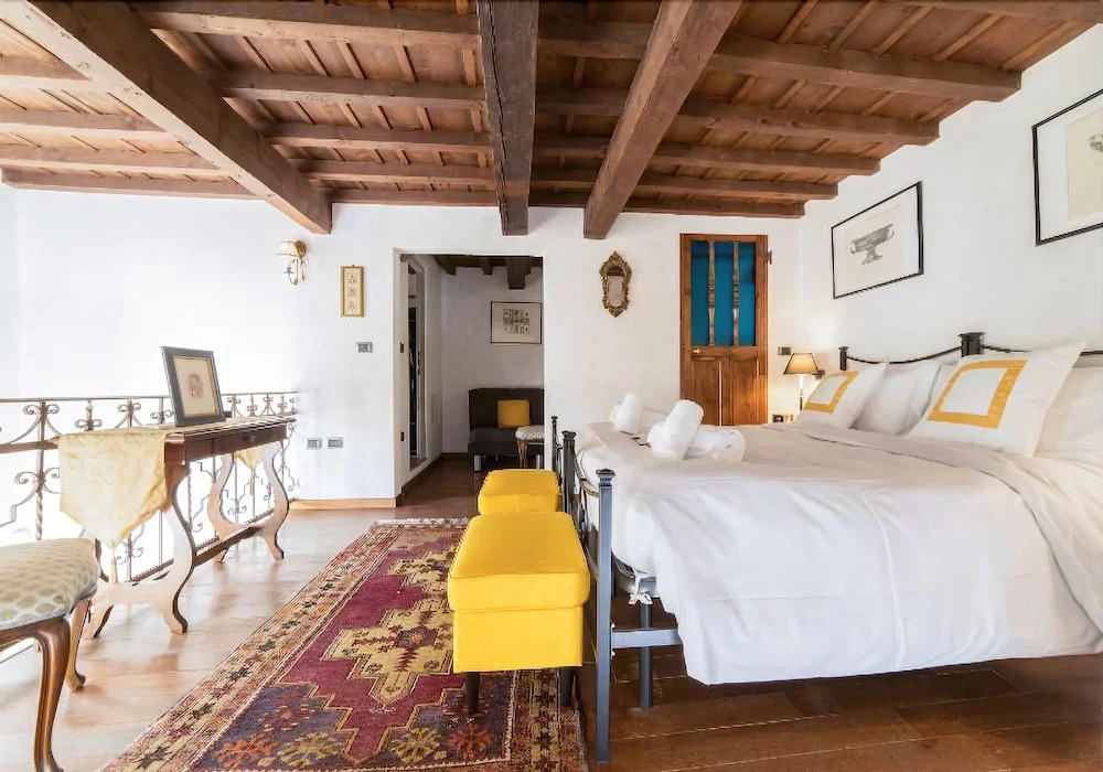 Hemeras Boutique House Servi