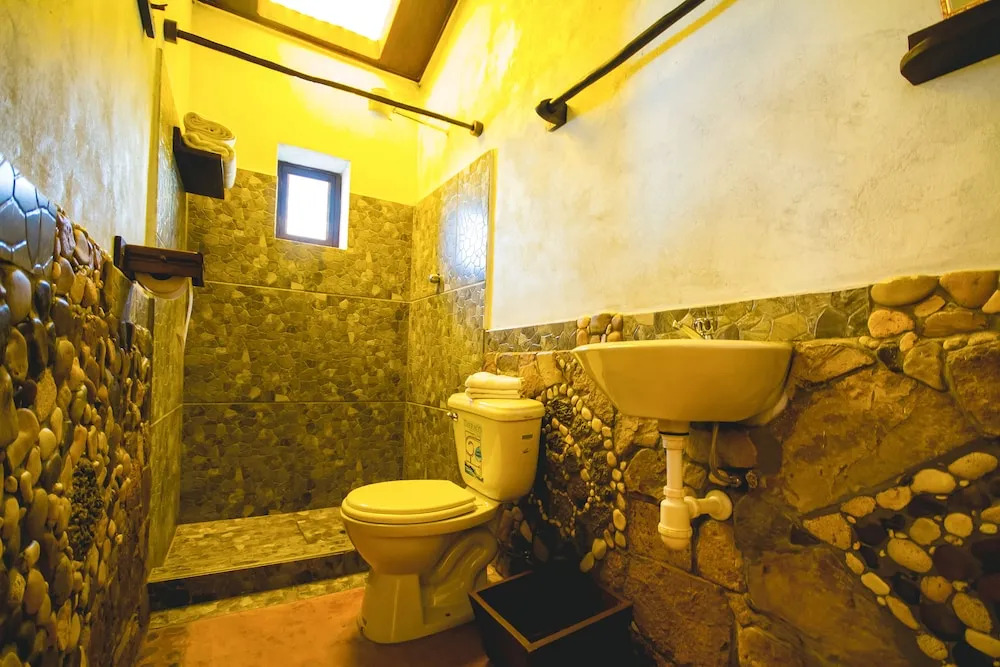 Luquina Utama Lodge