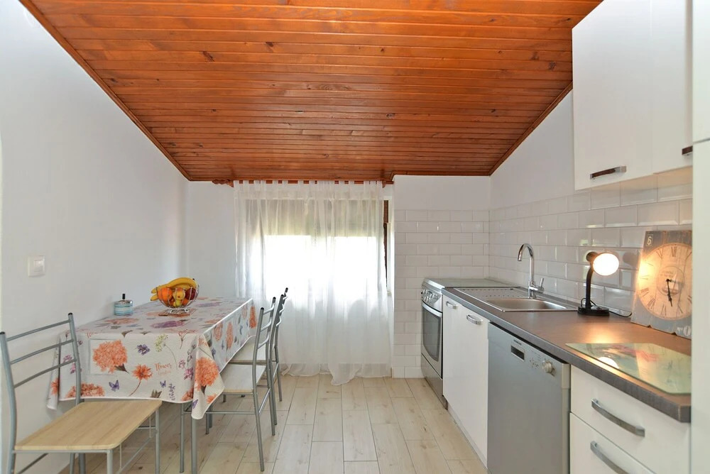Apartment 1376