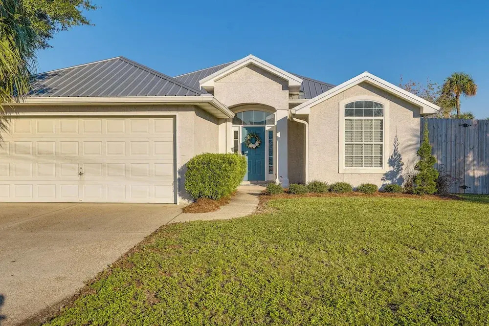 Family-friendly PCB Vacation Rental, Walk to Beach