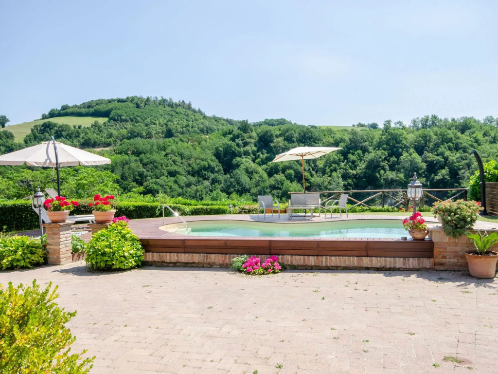 Serene Holiday Home in Urbino with Private Pool
