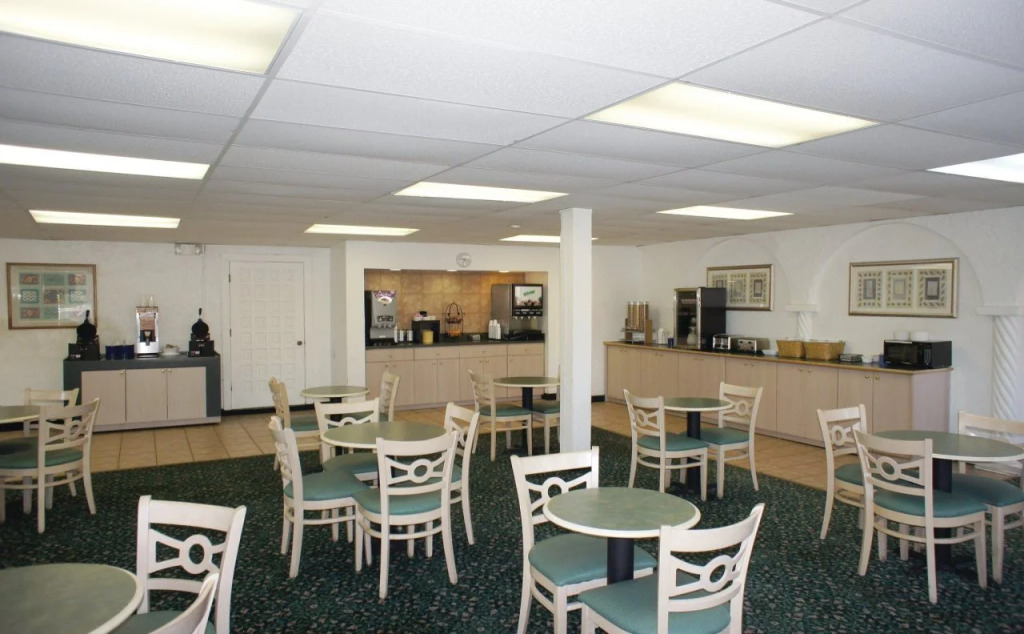 Red Roof Inn Tampa Bay - St. Petersburg