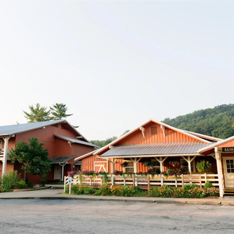 Brown County Inn